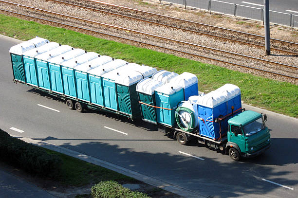 Best Porta potty delivery and setup  in Pepeekeo, HI